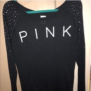 Black long sleeved t shirt